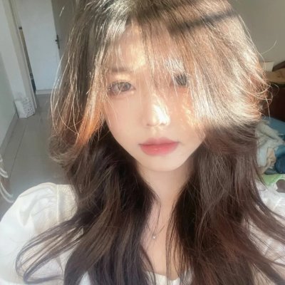 镜中的女孩